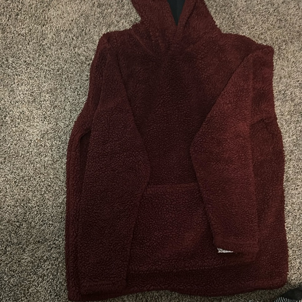 Fuzzy maroon sweatshirt